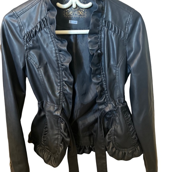 Dollhouse jacket - Picture 3 of 4